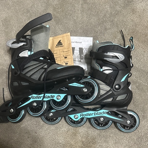 Women’s zetrablade Rollerblades in Black and Aqua - Picture 1 of 9